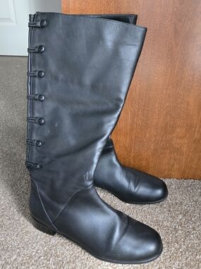 Walking Cradles Women's Black Leather Tall Button-Accent Boots